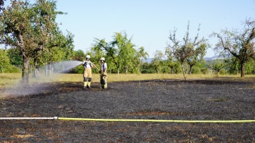 Göppingen/Faurndau - Größerer Flächenbrand – Feuerwehr warnt vor hoher Trockenheit