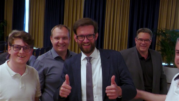 Donzdorf: Bernd Schwartz entscheidet Bürgermeisterwahl deutlich für sich