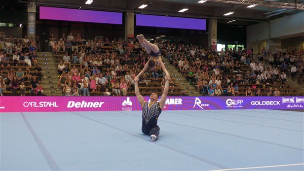 Göppingen: Atemberaubende Sportakrobatik bei den deutschen Meisterschaften in der EWS Arena