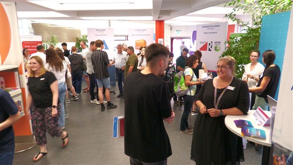 Göppingen: Große Ausbildungsmesse der Arbeitsagentur hilft bei der Suche nach dem Traumjob