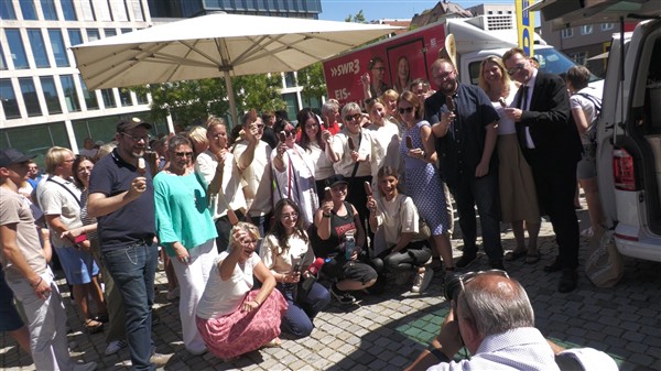 Göppingen: Kreissparkasse gewinnt SWR3 Eis Challenge