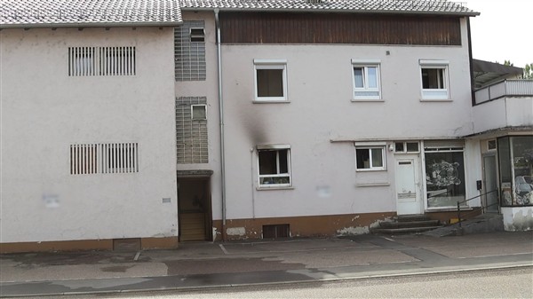Göppingen-Faurndau: Küchenbrand sorgt für großen Feuerwehreinsatz